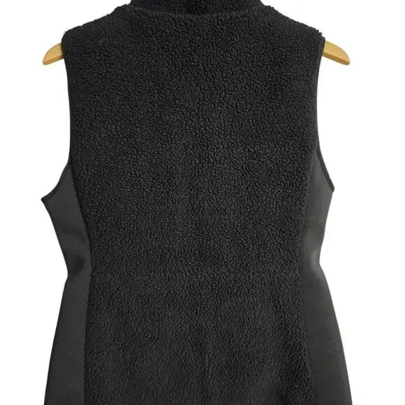 Fabletics Fleece Vest NWT - Picture 2 of 6